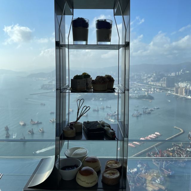 Sky 100 屬於香港人嘅觀景塔