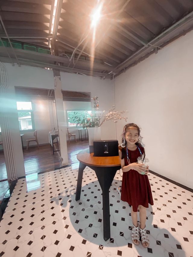 คาเฟ่ลับ แต่เราอยากป่าวประกาศ เพราะชอบบบ 😂