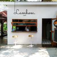 Lamhom Cafe คาเฟ่สายแฟแห่งสุพรรณบุรี🍰🥤