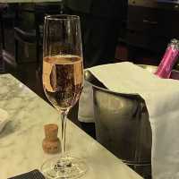 특별한 와인과 함께하는 부산 호텔 다이닝🍷