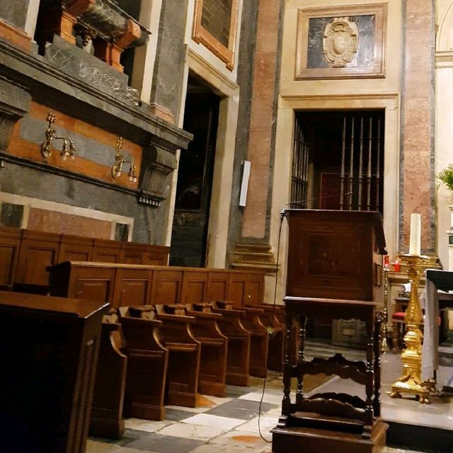 Inside The Primate Cathedral of Saint Mary