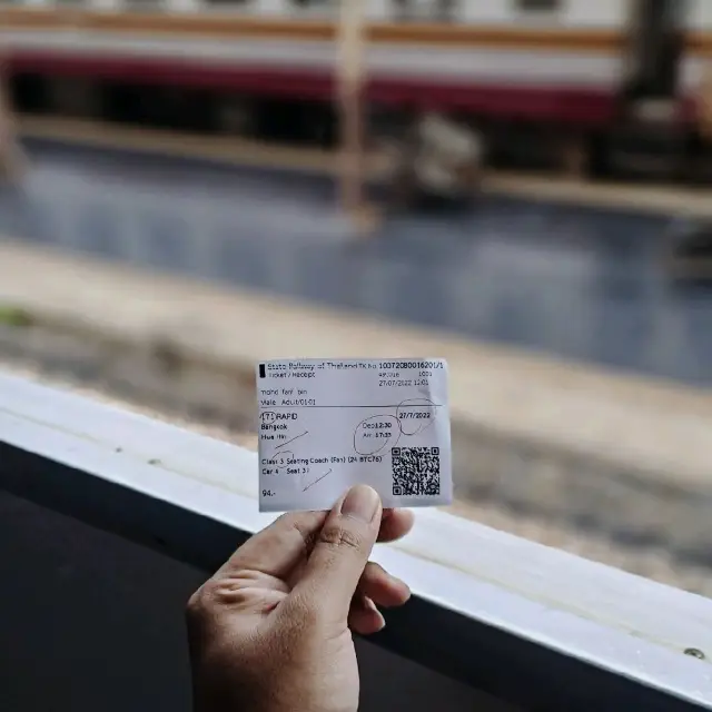 LOCAL TRAIN EXPERIENCE TO HUA HIN