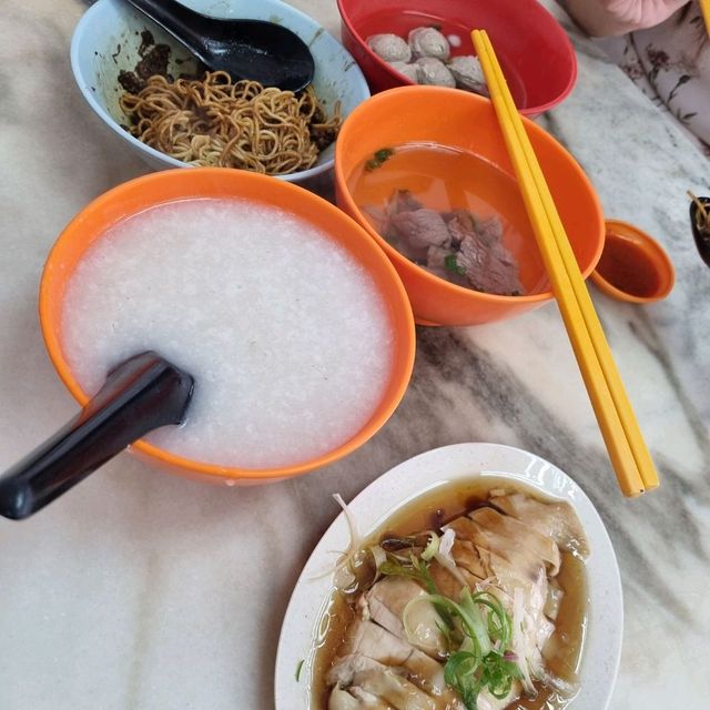 The Legendary Beef Noodles & Porridge