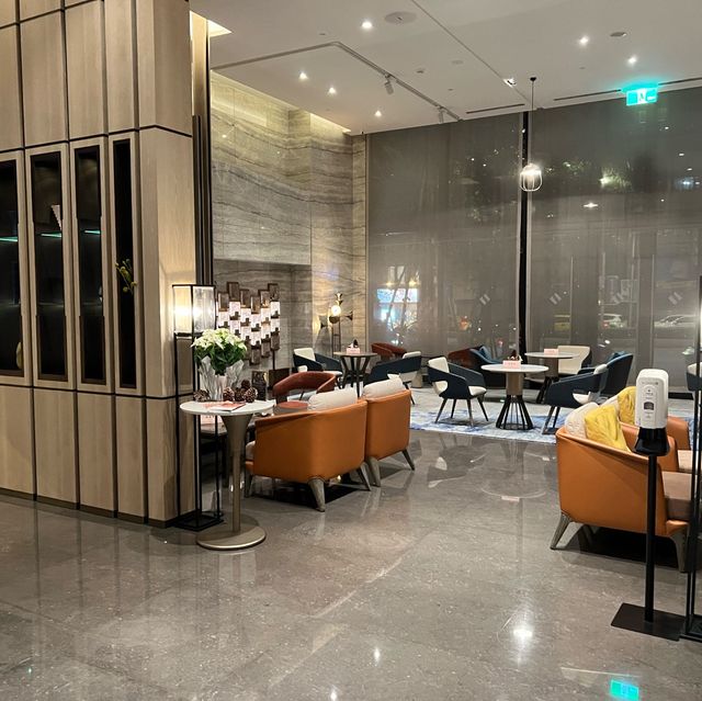 新板希爾頓飯店行政酒廊｜下午Happy Hour歡樂時光