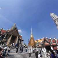 Visit the Grand Palace in Bangkok 