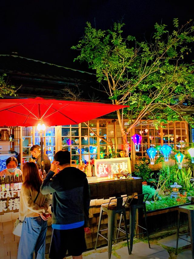 鐵花村音樂聚落慢市集