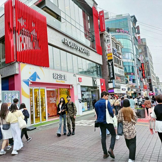 Weekend Shopping at Hongdae 