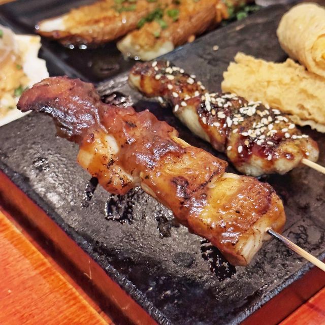 招牌🌶️麻辣雞🐓美味，串燒🔥高質