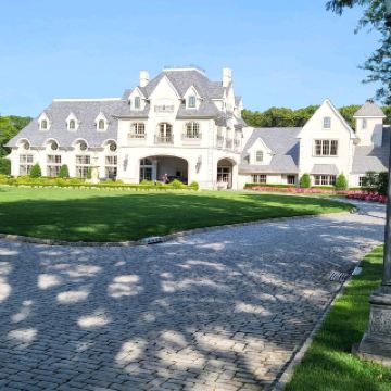 Chateau Grande Hotel