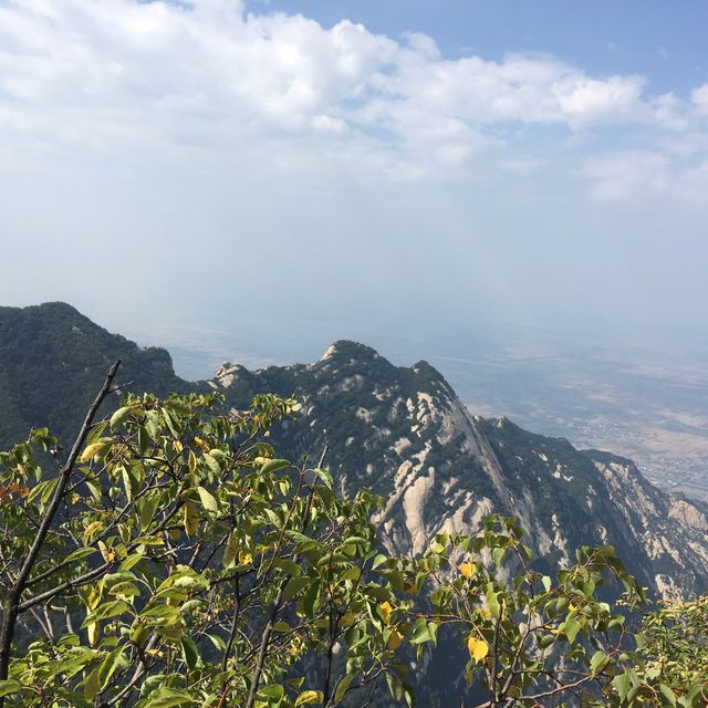 hiking huashan