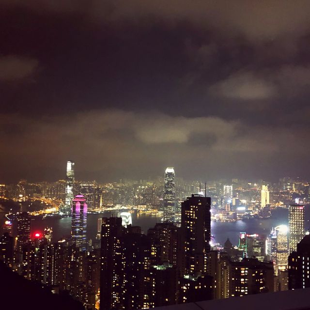 Enjoy the city and the nature in Hong Kong