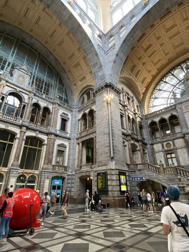 比利時🇧🇪世界最美的車站 Antwerpen安特衛普中央車站