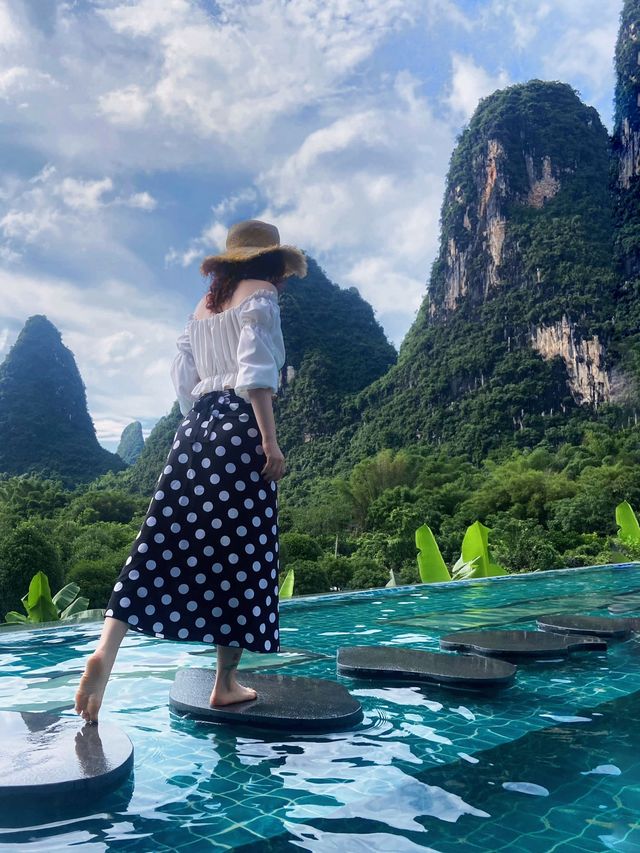 Infinity pool in Yangshuo, Guilin ⛰