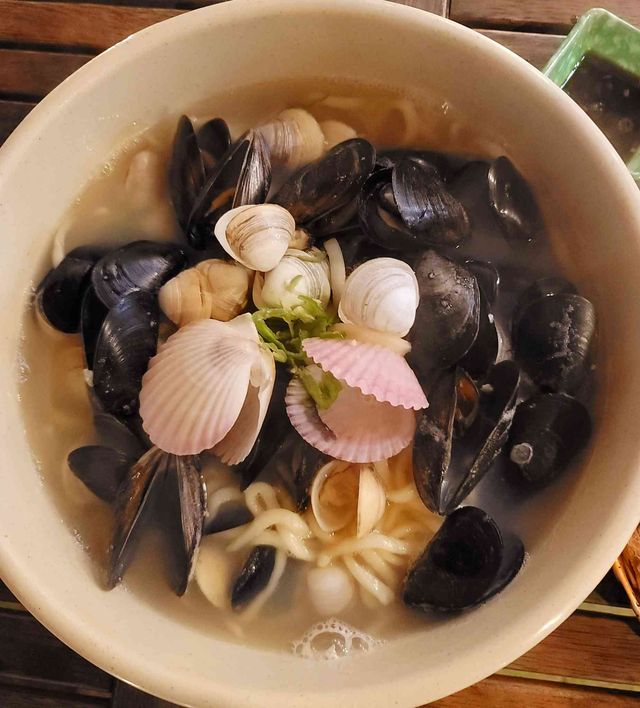 바다가 보이는 부산 송정의 맛집 송정 물총 칼국수 