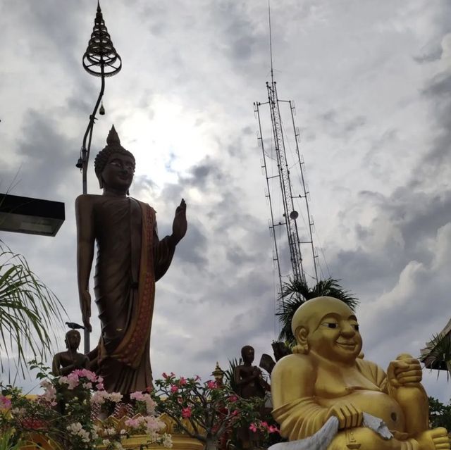 วัดสังกัสรัตนคีรี คู่บ้านคู่เมืองของชาวอุทัยธานี🙏