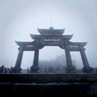 พิชิตยอดเขาฟานซีปัน (Fansipan Mountain) ซาปา