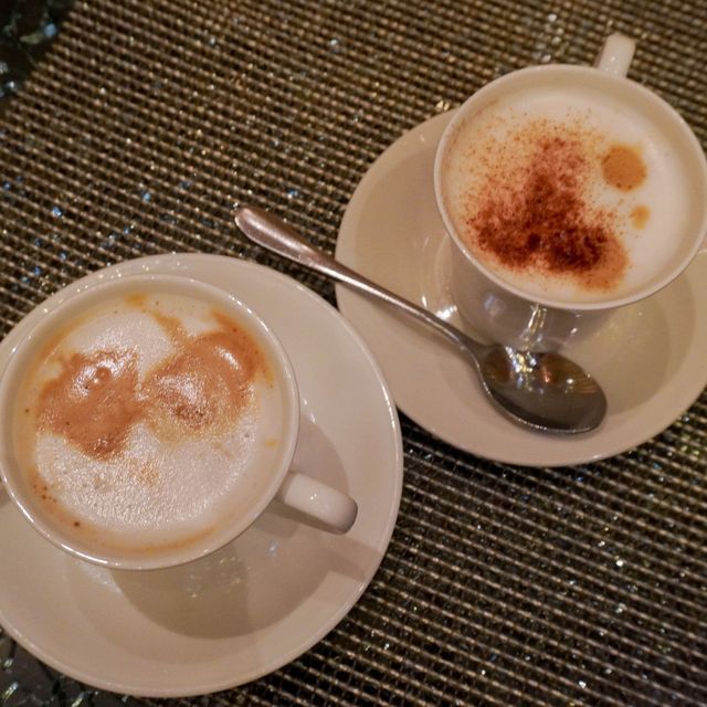 【酒店住宿一晚包的自助早餐】