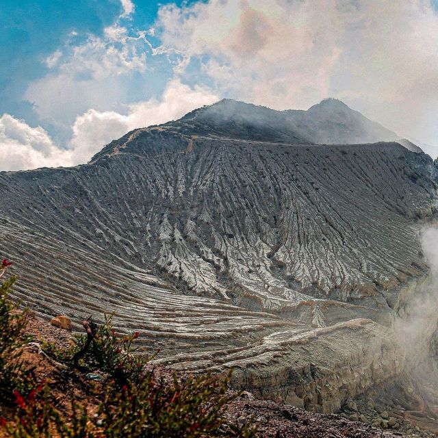 IJEN CRATER : BANYUWANGI