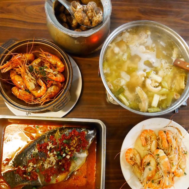 新竹湖口 龍威溫水釣蝦場 可以釣蝦也有活蝦料理可以吃唷