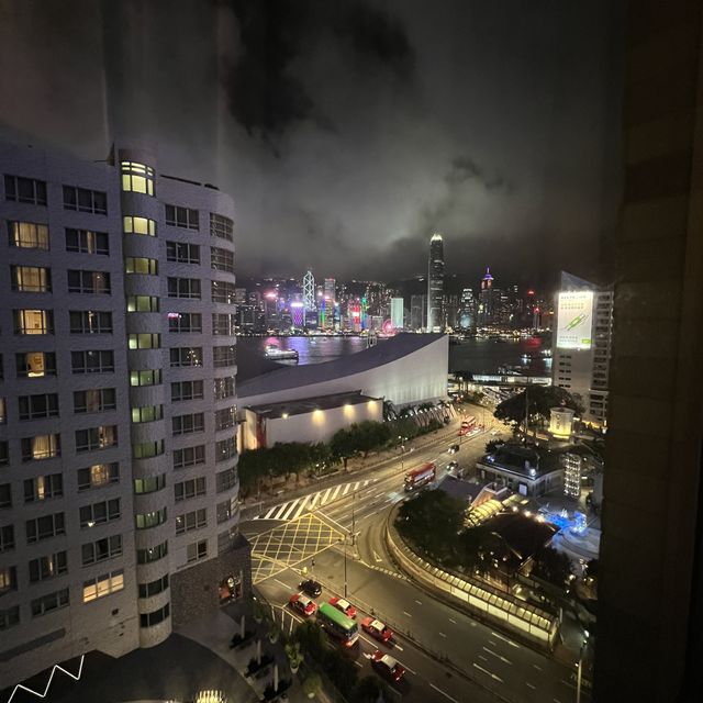 第一次升級至高層半海景房 完全看到維港景色