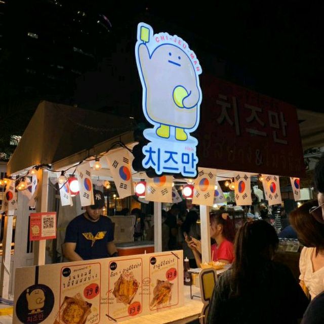 JODD FAIRS : ตลาดจ๊อดแฟร์