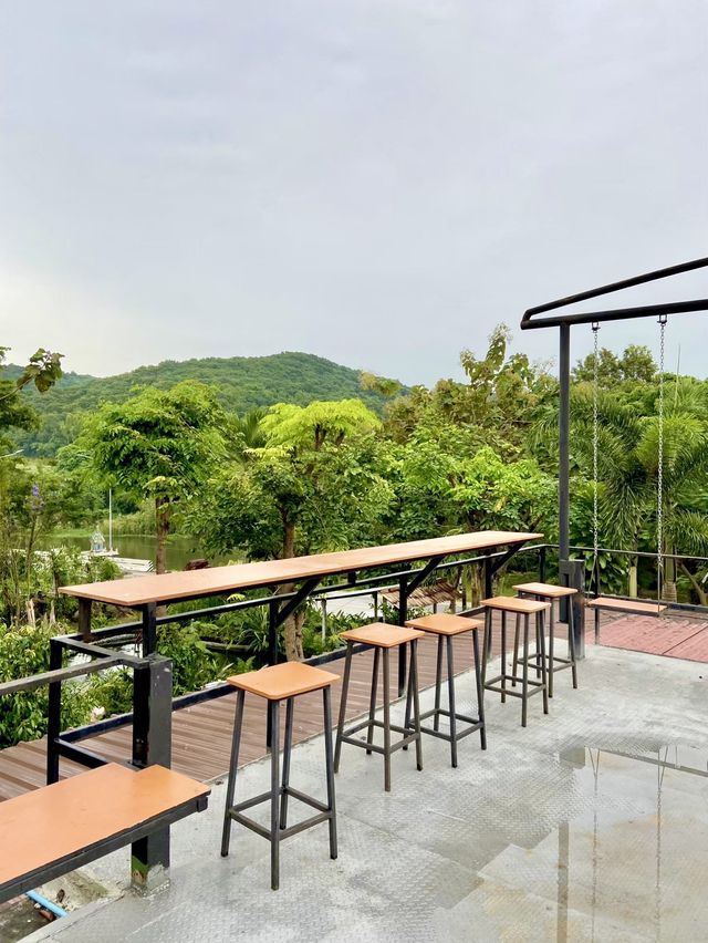 ภูนั่งยองCafe' บ้านฉาง  🍵