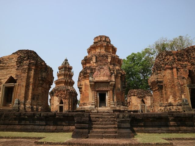 ปราสาทศรีขรภูมิ อ.ศรีขรภูมิ จ.สุรินทร์