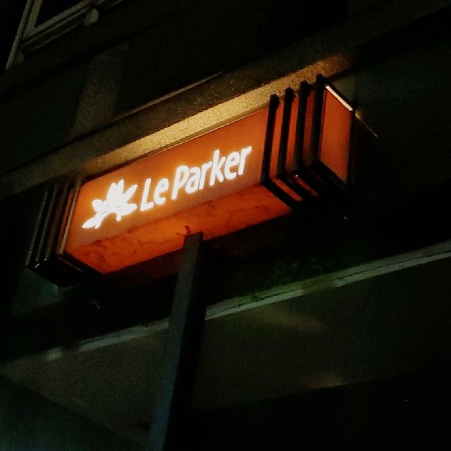 台中雀客快捷旅店，乾淨省錢離逢甲近，商務首選