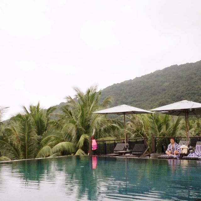🏝다낭에서 가장 럭셔리한 수영장~(인터컨티넨탈 리조트)