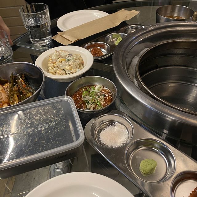 🤤 이베리코 돼지고기가 맛있는 고깃집 ! 몽미 💛