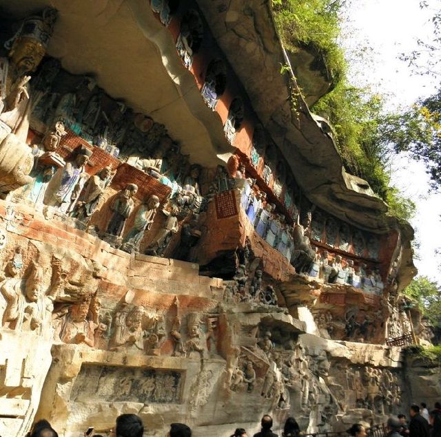 【大足】重慶から日帰り🚌「大足石刻」👣