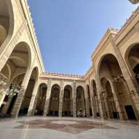 Al Fateh Grand Mosque in Bahrain