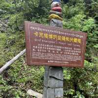 Hike to Glacial Lake at 3600m!