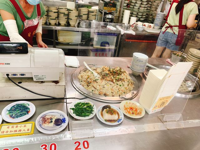 台南必吃的超人氣古早味在地美食｜麻豆阿蘭碗粿