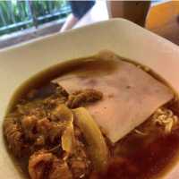 東涌癮世招牌沙嗲牛肉丁麵🍜   主打咖啡☕️下次要試