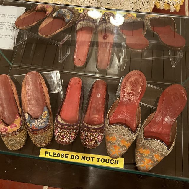 Gorgeous Peranakan beaded shoes exhibition ♥️