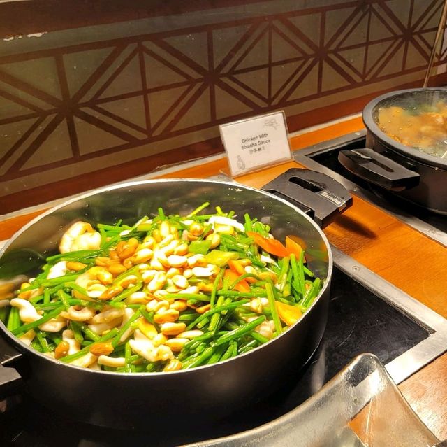 Cafe Too lunch buffet 