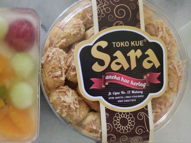 Favourite Cake Shop is Sara