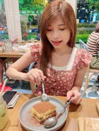 【美食】招牌足料長長pizza