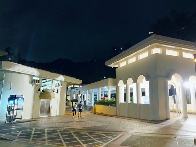 夜遊黃金海岸沙灘