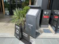 京都。サンドイッチに惣菜パン。彩豊かなホテル併設ベーカリー。