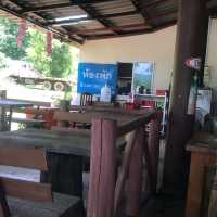 ร้านปายดอย​เมนูอาหารป่าและเมนูปลามากมาย