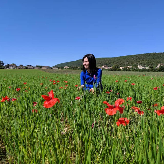 Exploring Simiane-la-Rotonde