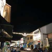 รีวิว เดินเล่นกลางคืน ย่านเมืองเก่าภูเก็ต