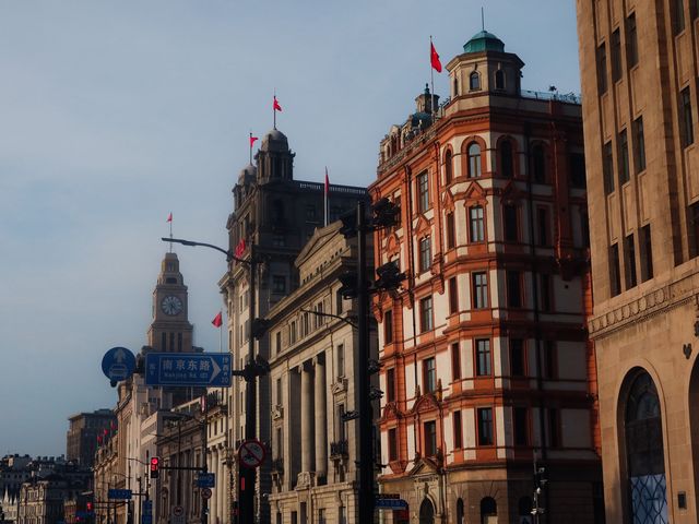 Amazing Architecture on The Bund📸