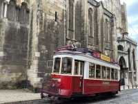 Stroll with kids - Blind Walk in Lisbon District!