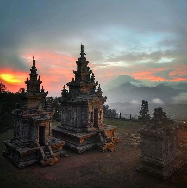 GEDONG SONGO TEMPLE, SEMARANG