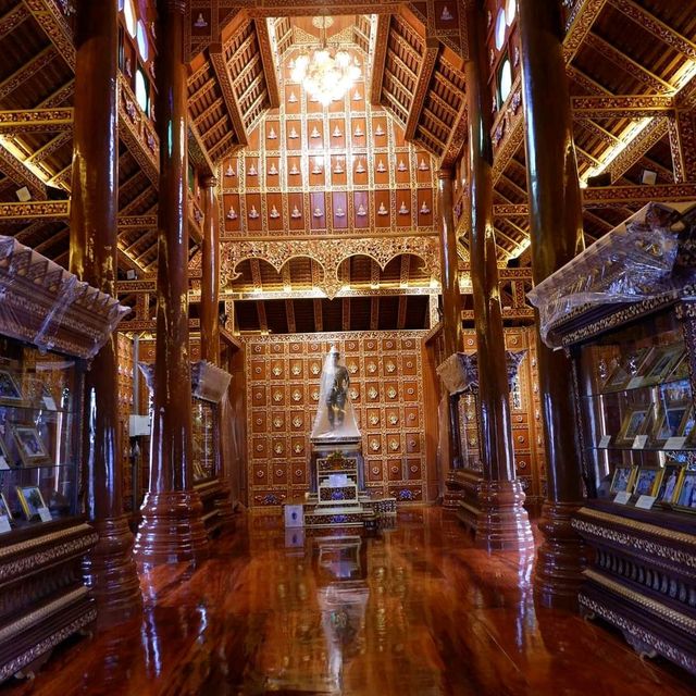 วัดพระธาตุผาเงา 