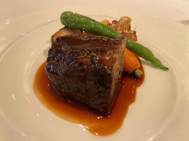 【フランス料理】RESTAURANT CHEVAL BLANC