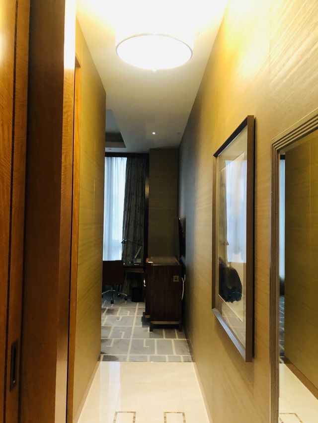 豪一次之帝苑酒店半海景酒店🏨